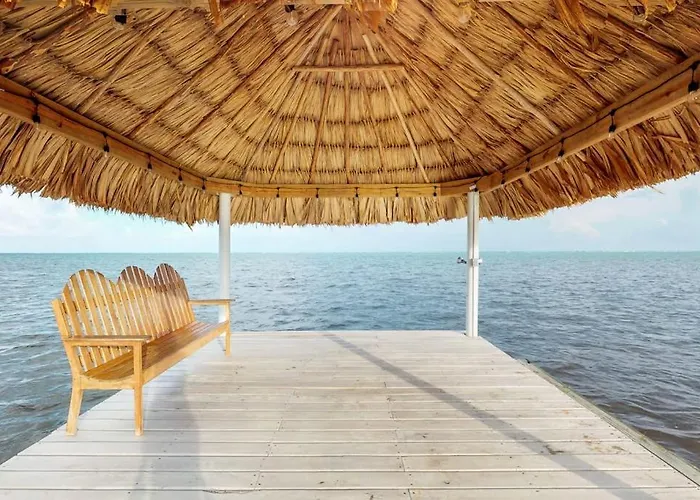 Oceanfront With Pool Gorgeous Ocean Views Wifi & Partial Ac San Pedro (Ambergris Caye)